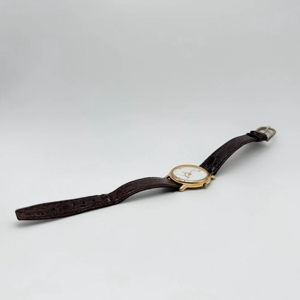 Alfred Hitchcock‎ Logo Image Watches Inc California Japan Movt Gold Tone Watch